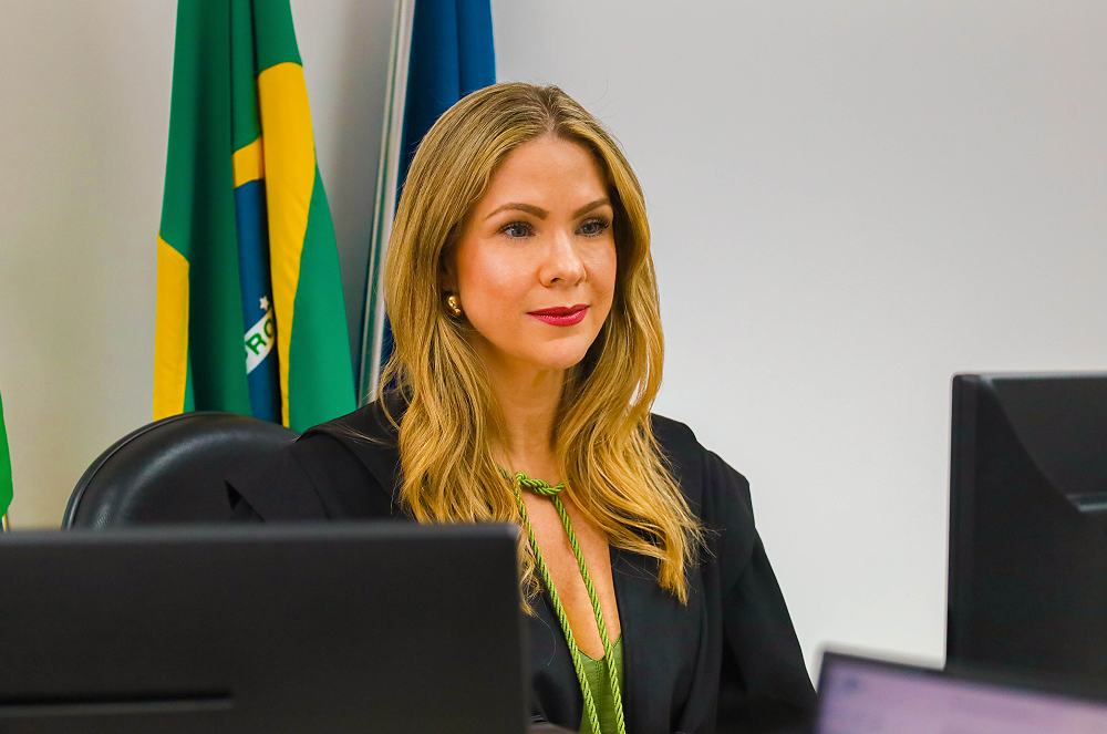 Um encontro marcante no Dia do Advogado com a Juíza Graziele Cabral Um encontro marcante no Dia do Advogado com a Juíza Graziele Cabral
