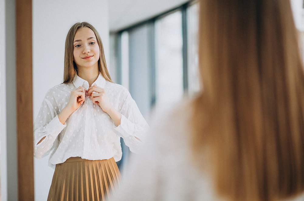 Até onde a empresa pode controlar o que você veste?